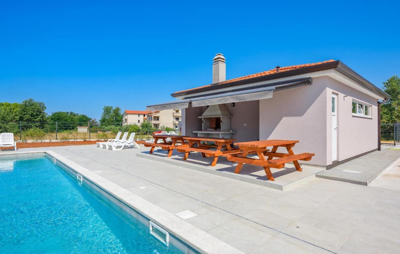 Apartmani Lucija Poreč Dış mekan fotoğraf